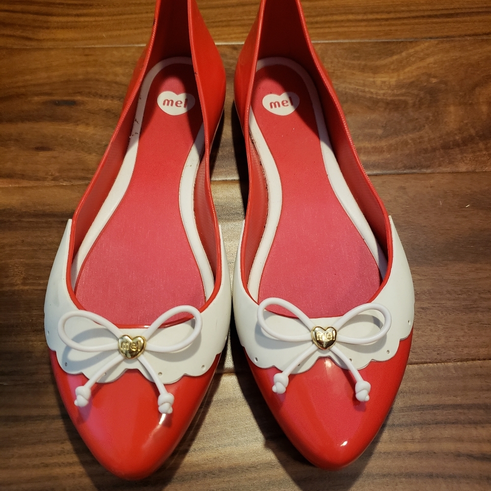 Shoes - Picture 2 of 6